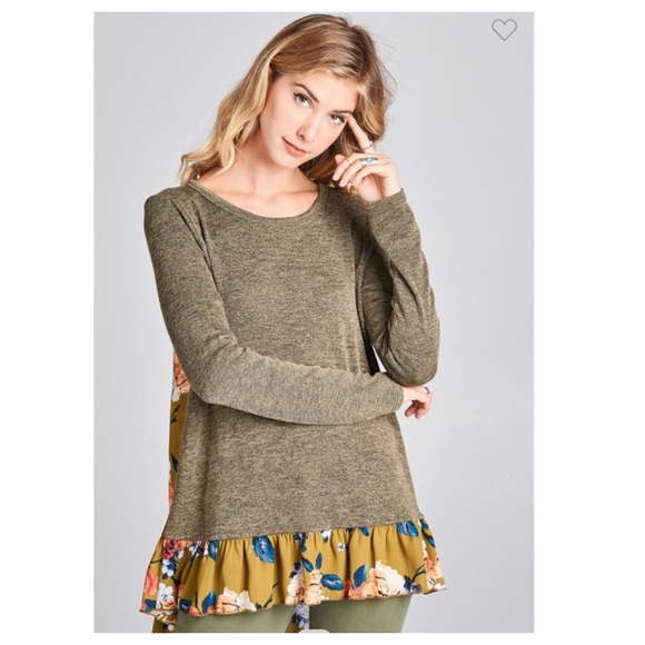 🌺2/$35 sale melange knit top floral contrast top - Picture 2 of 8